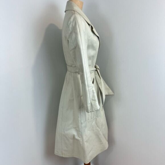 70s Vintage Embassy Women’s XS Genuine Leather Belted Tan Overcoat Jacket Trench - Picture 6 of 15
